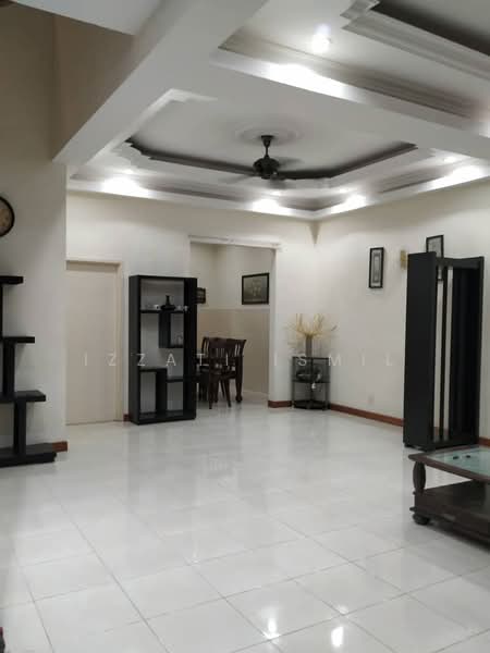Rumah Teres 2 Tingkat untuk Disewa di Alam Sari (Bangi) - Izzati Ismil - Living Room - PropertyGuru.com.my