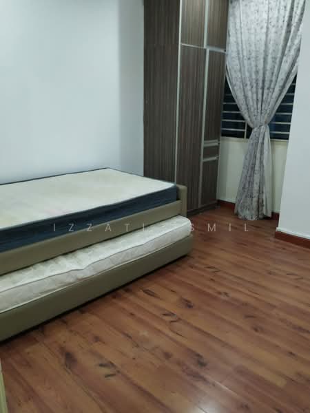 Rumah Teres 2 Tingkat untuk Disewa di Alam Sari (Bangi) - Izzati Ismil - Bedroom - PropertyGuru.com.my