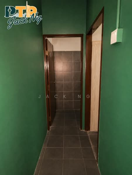 Shop for Rent in Raja Uda (Butterworth) - Jack Ng - Corridor - PropertyGuru.com.my