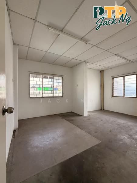 Shop for Rent in Raja Uda (Butterworth) - Jack Ng - Interior - PropertyGuru.com.my