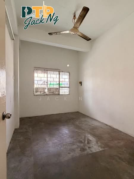 Shop for Rent in Raja Uda (Butterworth) - Jack Ng - Interior - PropertyGuru.com.my