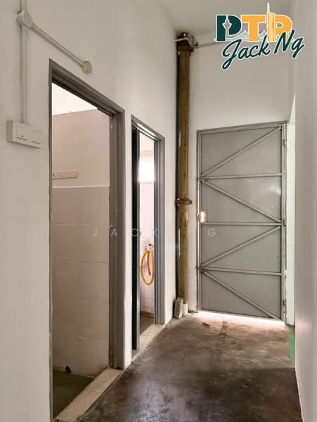 Shop for Rent in Raja Uda (Butterworth) - Jack Ng - Interior - PropertyGuru.com.my
