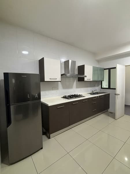 Condominium for Rent at Ujana Executive Apartment - Lavine Beh - Kitchen - PropertyGuru.com.my