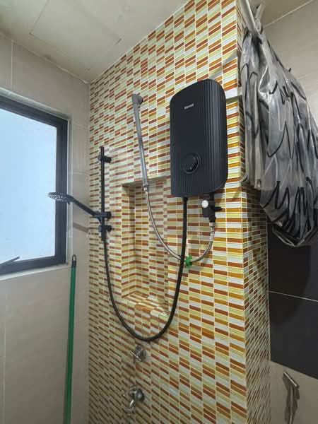 Condominium for Rent at Ujana Executive Apartment - Lavine Beh - Bathroom - PropertyGuru.com.my