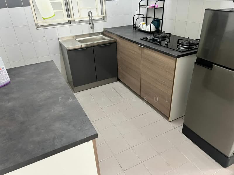 Pangsapuri untuk Disewa di Villa Tropika - Farah Rasul - Kitchen - PropertyGuru.com.my