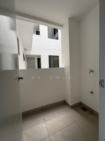 Servis Apartment untuk Dijual di You City 3 - KS Chia - Exterior - PropertyGuru.com.my