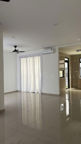 2-storey Terraced House for Rent in Taman Ekoflora (Johor Bahru) - Sean Lau - Living Room - PropertyGuru.com.my