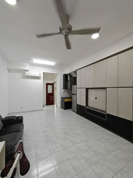 2-storey Terraced House for Rent in Taman Mount Austin (Tebrau) - Nick Low - Living Room - PropertyGuru.com.my