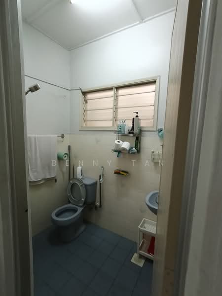 Rumah Teres 1 Tingkat untuk Dijual di SS18 (Subang Jaya) - Benny Tan - Bathroom - PropertyGuru.com.my