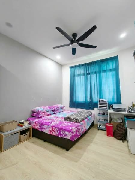 Servis Apartment untuk Disewa di Larkin Heights - Dylan Tan - Bedroom - PropertyGuru.com.my