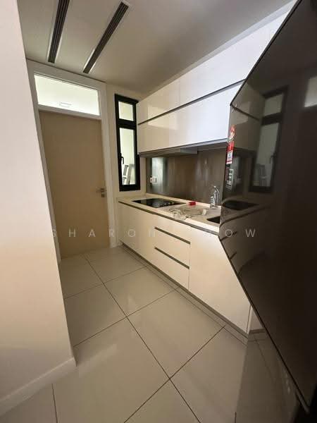 Kediaman Servis untuk Dijual di Icon Residenz 1 @ Icon City - Sharon Chow - Kitchen - PropertyGuru.com.my