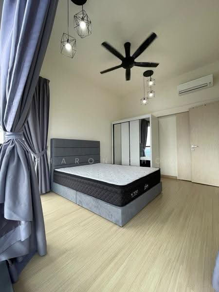 Kediaman Servis untuk Dijual di Icon Residenz 1 @ Icon City - Sharon Chow - Bedroom - PropertyGuru.com.my