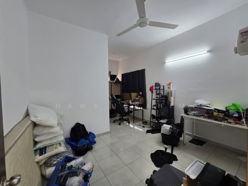 Rumah Teres 2 Tingkat untuk Dijual di Serene Heights (Semenyih) - Hawa Ibrahim - Study - PropertyGuru.com.my