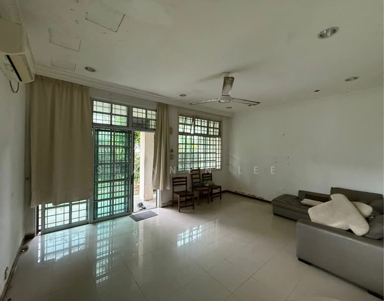 Semi-Detached House for Sale in Kampung Mohd Amin (Johor Bahru) - Shannen Lee - Living Room - PropertyGuru.com.my