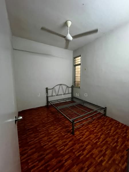 Flat for Sale at Taman Desa Titi Panjang - Jane Ng - Bedroom - PropertyGuru.com.my