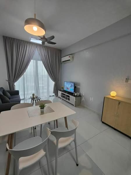 Condominium for Sale at Bay Point @ Country Garden Danga Bay - Vivian Abdullah - Living Room - PropertyGuru.com.my
