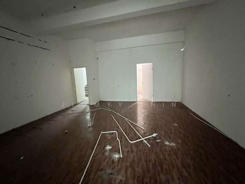 Shop for Sale in Kuching (Sarawak) - Jimmyy Chin - PropertyGuru.com.my