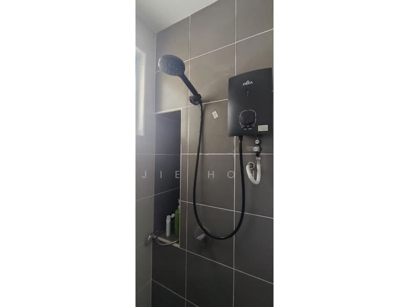 Service Residence for Rent at Serviced Residence @ Razak City Residences (RC Residences) - Jie Hoh - Bathroom - PropertyGuru.com.my