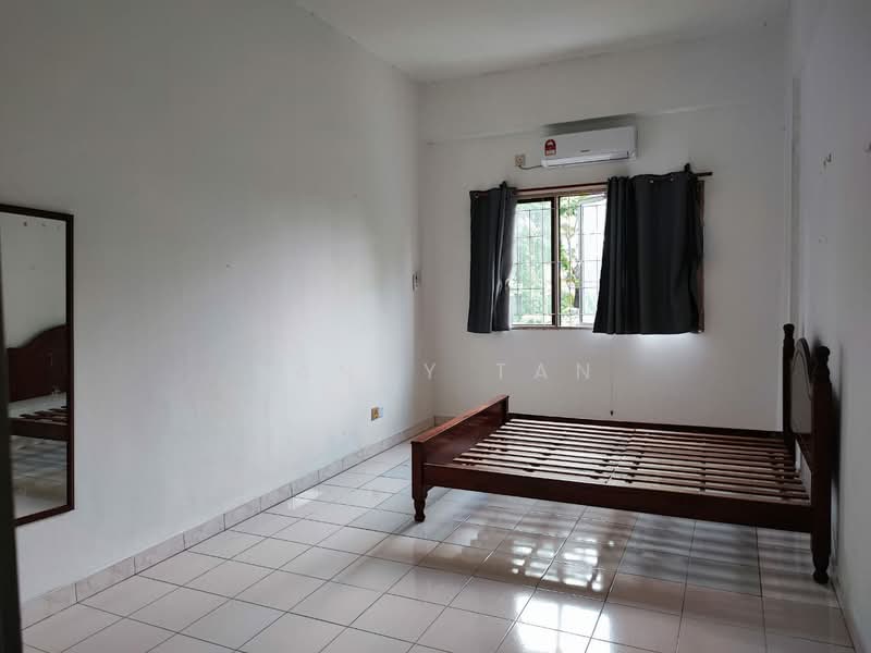 Apartment for Rent at Villa Dahlia - Nancy Tan - Bedroom - PropertyGuru.com.my