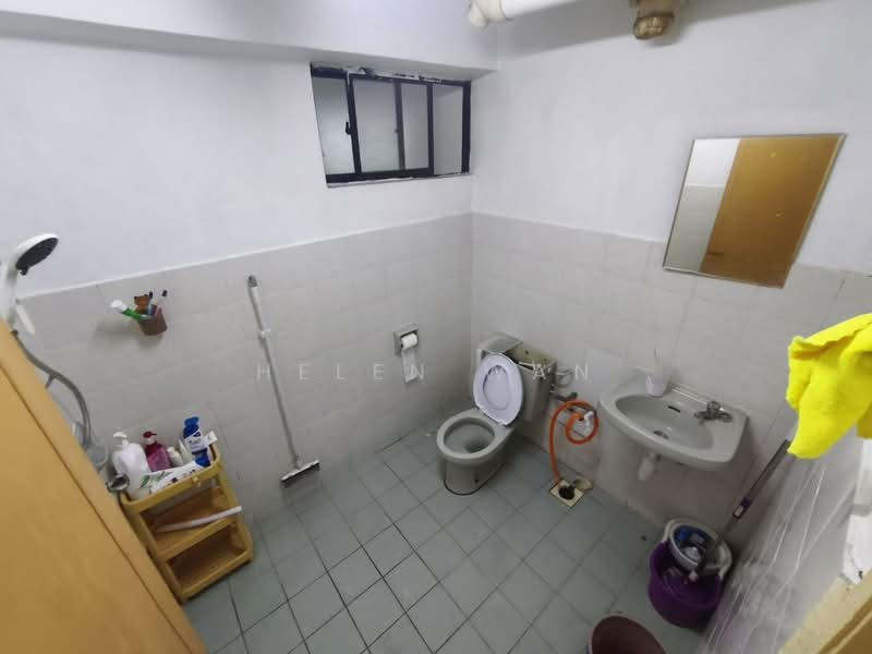 Condominium for Sale at Sri Pelangi Condominiums - Helen Wan - Bathroom - PropertyGuru.com.my