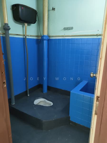 2-storey Terraced House for Rent in Happy Garden (Kuchai Lama) - Joey Wong - Bathroom - PropertyGuru.com.my