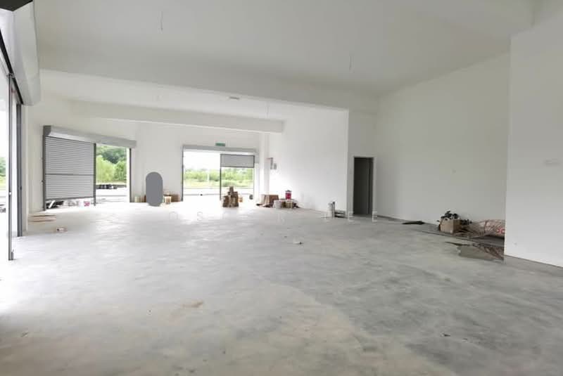 Shop for Rent in Kampung Baru Kundang (Rawang) - Oscar Lee - Interior - PropertyGuru.com.my