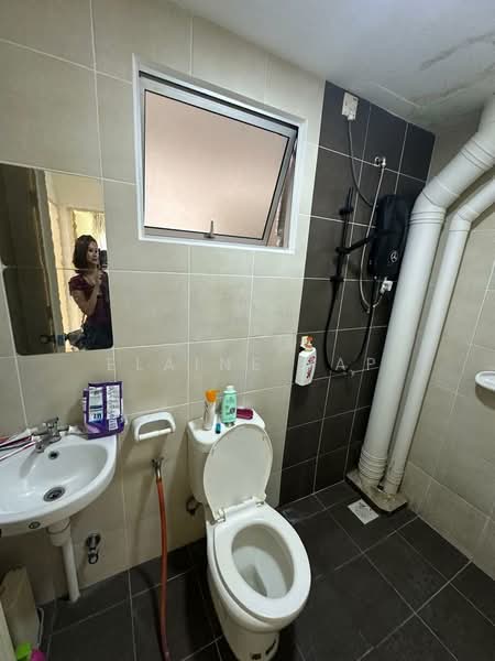 Apartment for Rent at De Bayu - Elaine Yap - Bathroom - PropertyGuru.com.my