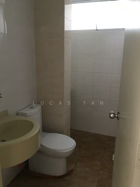 Condominium for Sale at Platinum Lake PV 15 - Lucas Tan - Bathroom - PropertyGuru.com.my