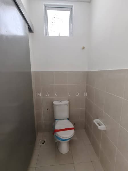 Shop for Rent in Iskandar Puteri (Nusajaya) (Johor) - Max Loh - Bathroom - PropertyGuru.com.my
