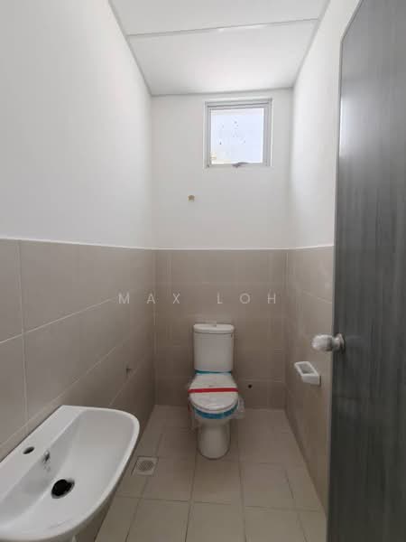 Shop for Rent in Iskandar Puteri (Nusajaya) (Johor) - Max Loh - Bathroom - PropertyGuru.com.my