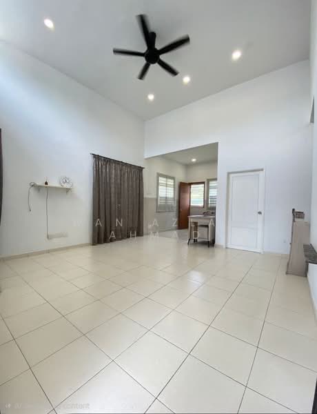 Semi-Detached House for Sale in Jenjarom (Selangor) - Wan Azlan Ahmad - PropertyGuru.com.my