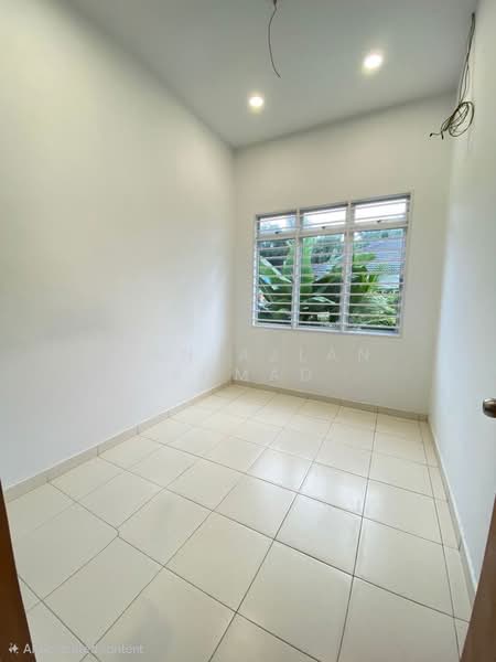 Semi-Detached House for Sale in Jenjarom (Selangor) - Wan Azlan Ahmad - PropertyGuru.com.my