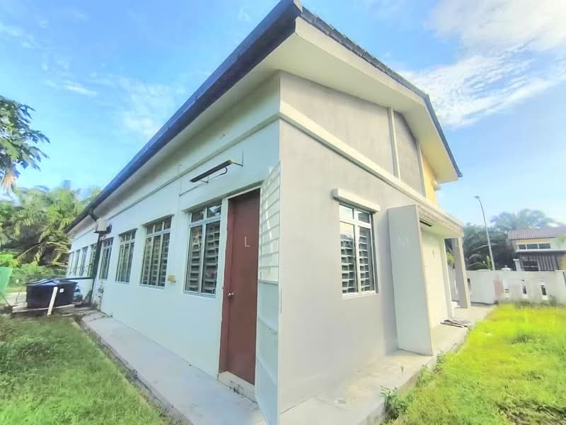 Semi-Detached House for Sale in Jenjarom (Selangor) - Wan Azlan Ahmad - PropertyGuru.com.my