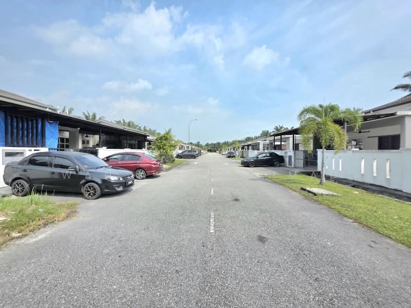 Semi-Detached House for Sale in Jenjarom (Selangor) - Wan Azlan Ahmad - PropertyGuru.com.my