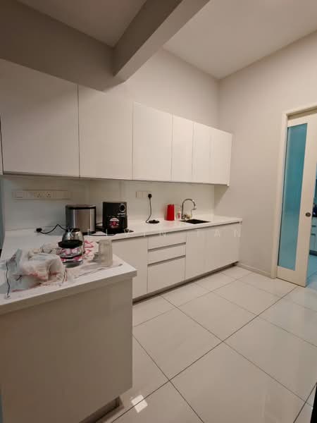 Kondominium untuk Disewa di The LIGHT COLLECTION I - Kelvin Tan - Kitchen - PropertyGuru.com.my