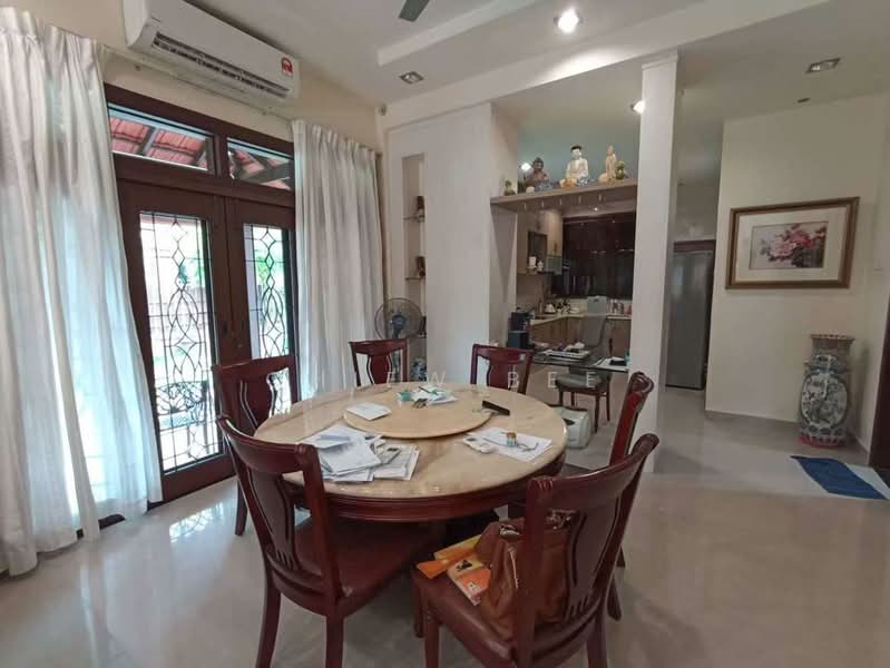 Semi-Detached House for Rent in Batu Ferringhi (Penang) - Chiew Bee - Dining Room - PropertyGuru.com.my