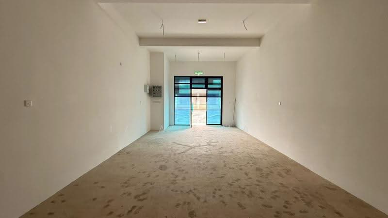 Shop for Rent in Alam Impian (Shah Alam) - Izzati Mat - Entrance - PropertyGuru.com.my