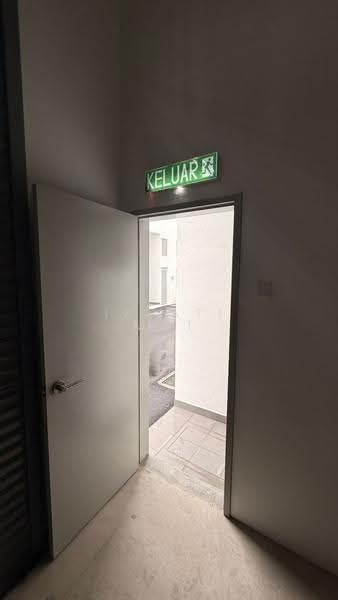Shop for Rent in Alam Impian (Shah Alam) - Izzati Mat - Entrance - PropertyGuru.com.my