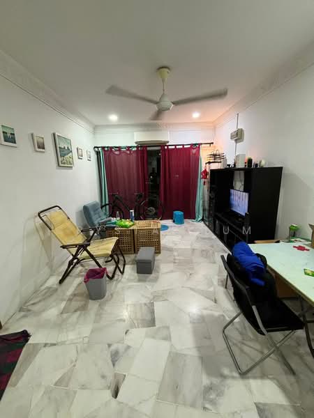 Townhouse for Rent in Jinjang (Kuala Lumpur) - Crystal Lum - Living Room - PropertyGuru.com.my