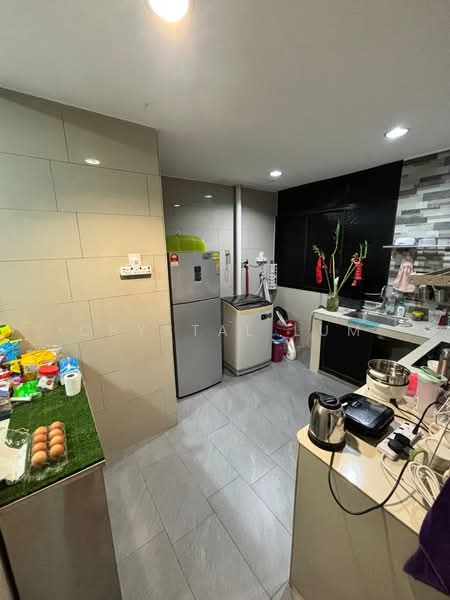 Townhouse for Rent in Jinjang (Kuala Lumpur) - Crystal Lum - Kitchen - PropertyGuru.com.my