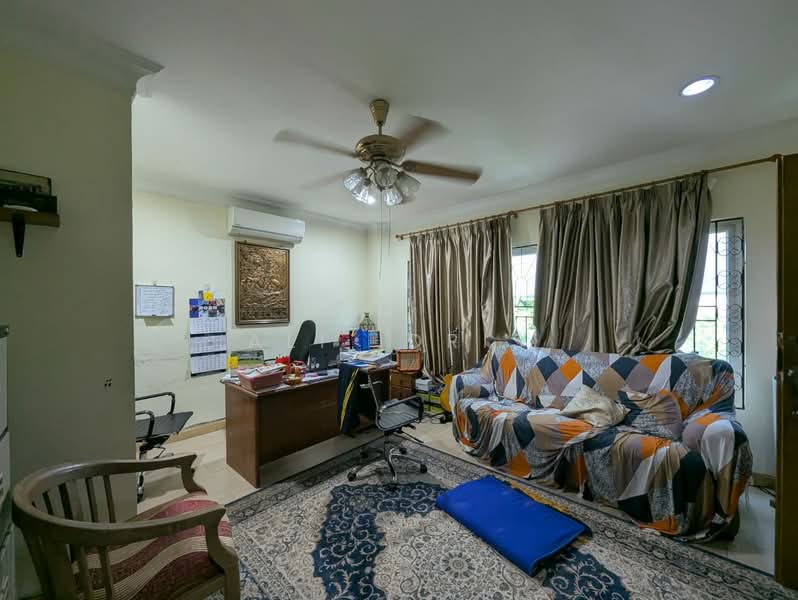 Bungalow for Sale in Taman Tun Dr Ismail (Kuala Lumpur) - Ali Idris - Study - PropertyGuru.com.my