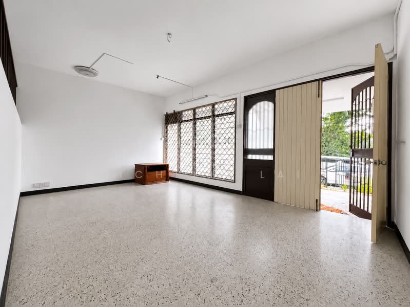 Rumah Teres 2.5 Tingkat untuk Disewa di Island Glades (Jelutong) - Michelle Lai - Living Room - PropertyGuru.com.my