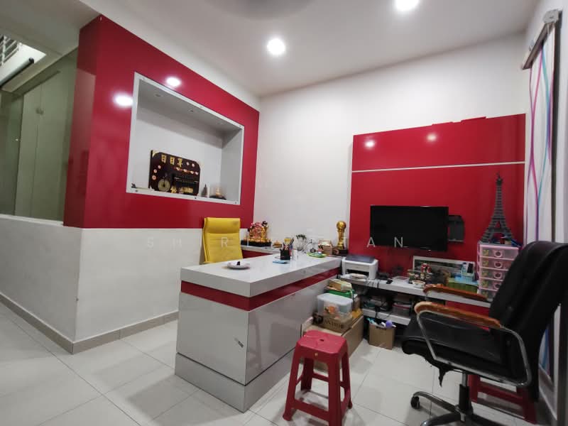 Rumah Teres 3 Tingkat untuk Dijual di Taman Putra Prima (Puchong) - Shirley Tan - Study - PropertyGuru.com.my