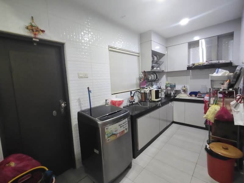 Rumah Teres 3 Tingkat untuk Dijual di Taman Putra Prima (Puchong) - Shirley Tan - Kitchen - PropertyGuru.com.my