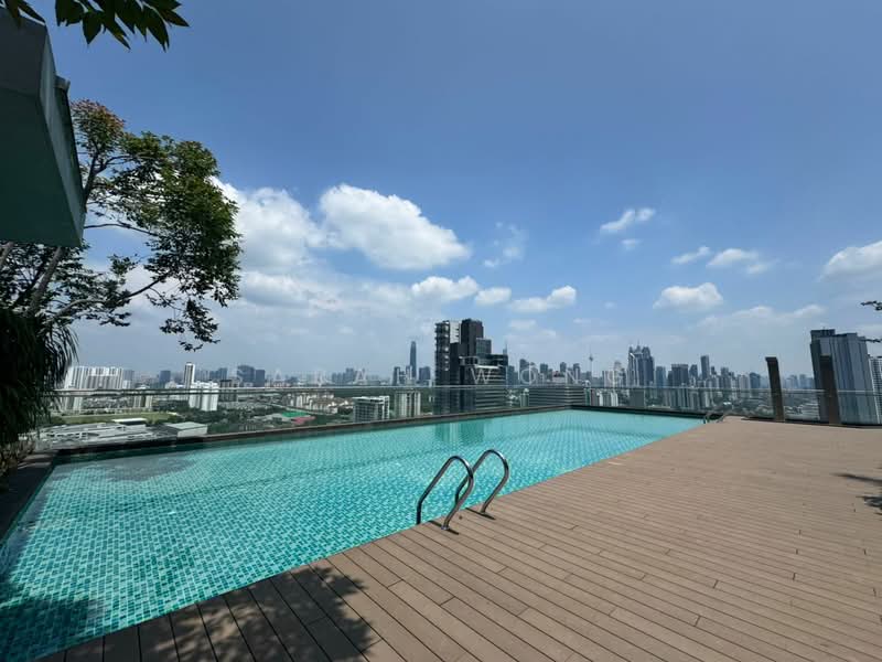 Servis Apartment untuk Disewa di The Suite - Sarah Wong - Pool - PropertyGuru.com.my