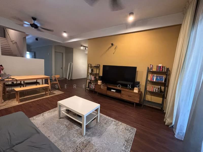 Rumah Bandar untuk Dijual di Petaling Jaya (Selangor) - Serene Ong - Living Room - PropertyGuru.com.my
