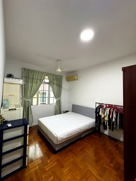 Semi-Detached House for Sale in Taman Pelangi Indah (Ulu Tiram) - Calvin Lee - PropertyGuru.com.my
