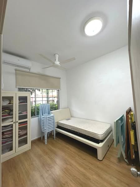 Semi-Detached House for Sale in Taman Pelangi Indah (Ulu Tiram) - Kino Jaw - Bedroom - PropertyGuru.com.my
