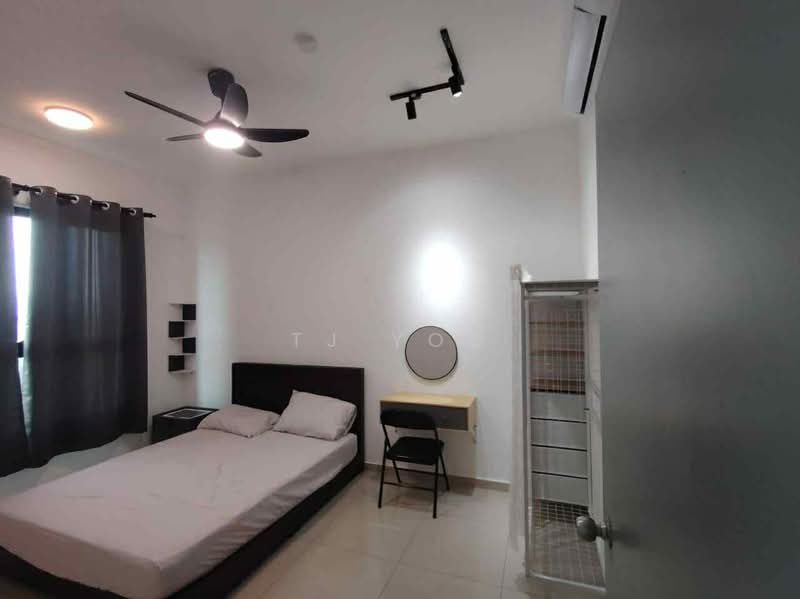Servis Apartment untuk Disewa di Parkland Residence - TJ Yoo - Bedroom - PropertyGuru.com.my