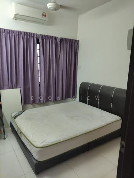 Pangsapuri untuk Dijual di Mutiara View - Boon Siew - Bedroom - PropertyGuru.com.my